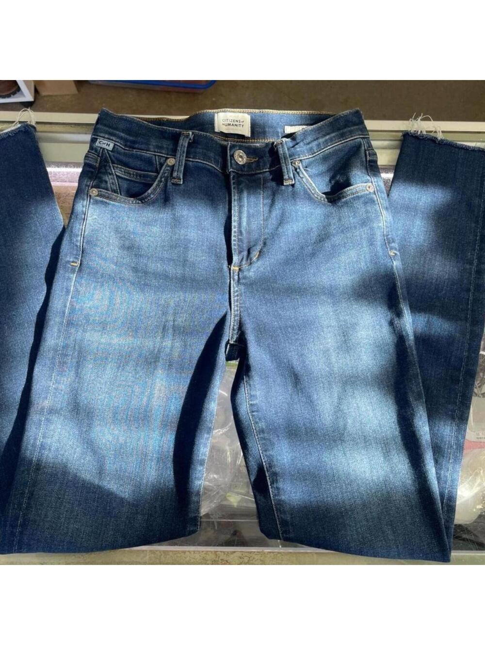 Citizens of Humanity Women's Blue and Navy Jeans